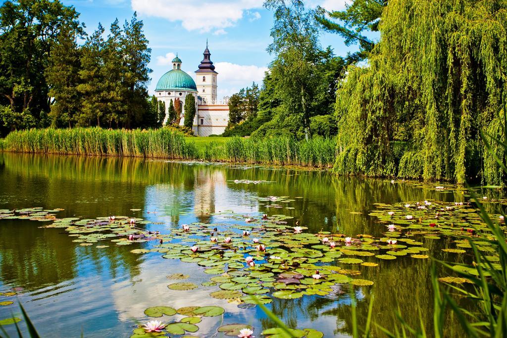 Zamek W Krasiczynie Hotel Екстериор снимка