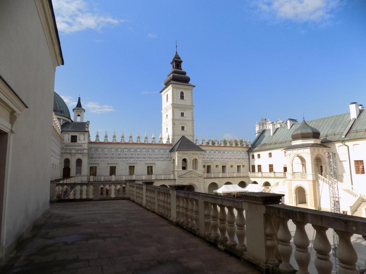 Zamek W Krasiczynie Hotel Екстериор снимка