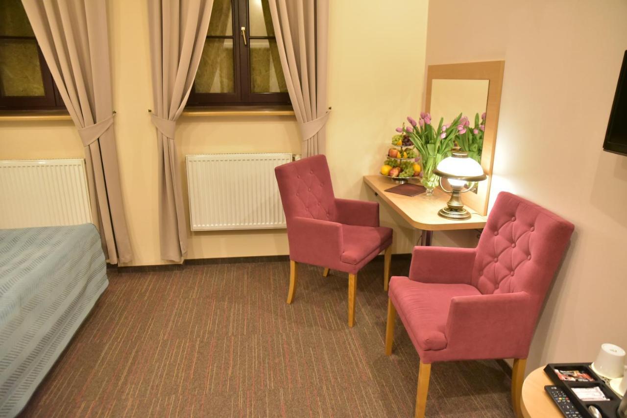 Zamek W Krasiczynie Hotel Екстериор снимка
